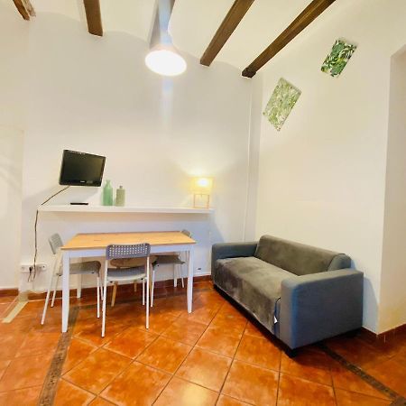 03 Cozy Barca 2,1 Appartement Barcelona Buitenkant foto